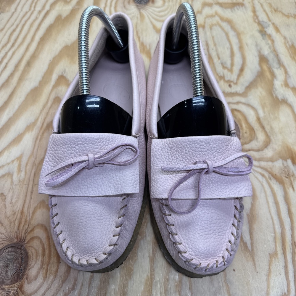 Pink Leather Bow Loafers Women's 9 Slip-On Unlined Pebbled Moc Style Classic